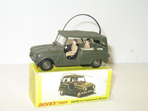 Dinky toys renault - toys,