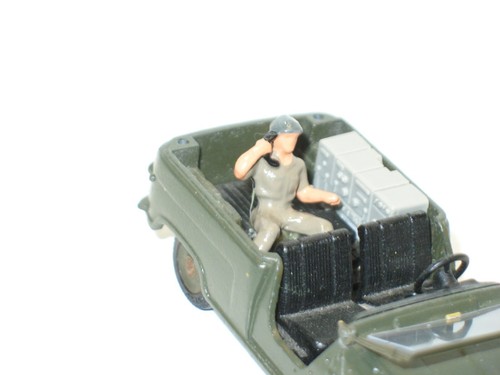 R08 dinky toys soldat - r08,,